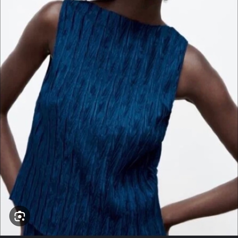 Zara Blue Blouse with Elegant Design